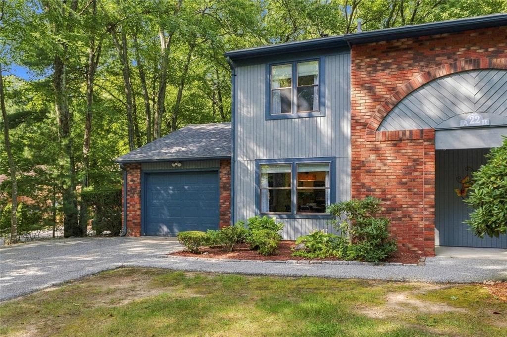 22 Pheasant Run UNIT A
