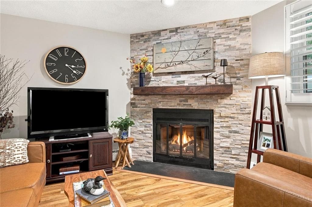 Condominium at 22 Pheasant Run UNIT A, Smithfield, photo 14 of 29