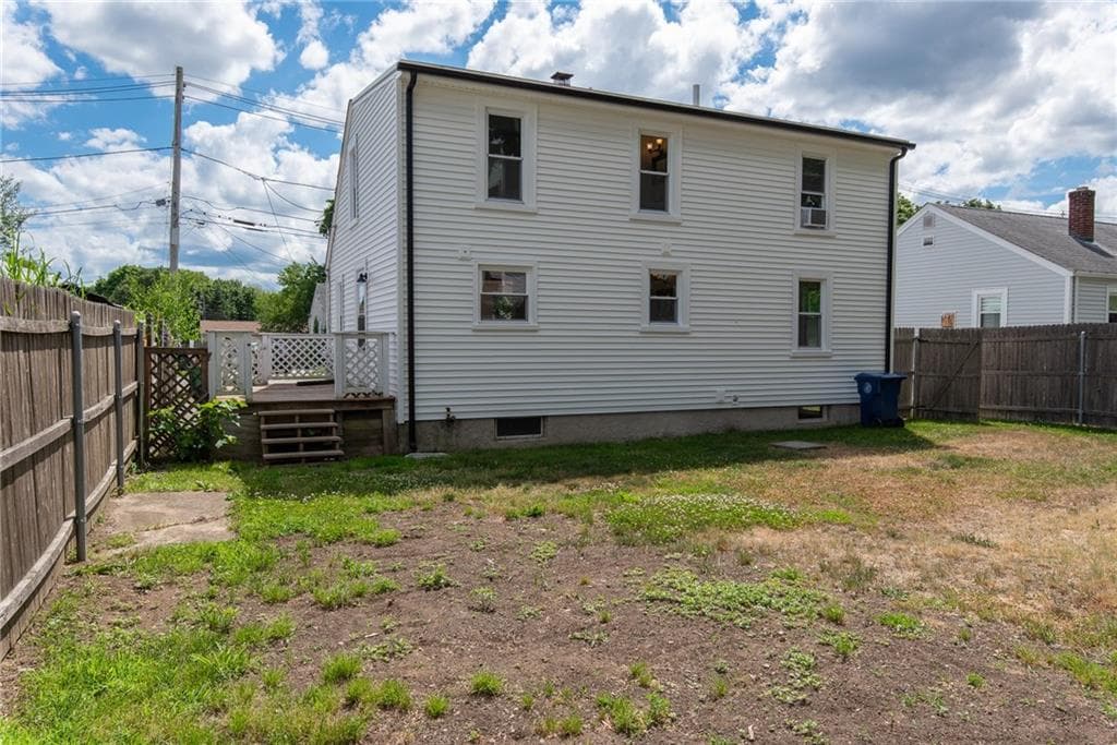 Single Family Residence at 15 Gage Street, Warwick, photo 24 of 31