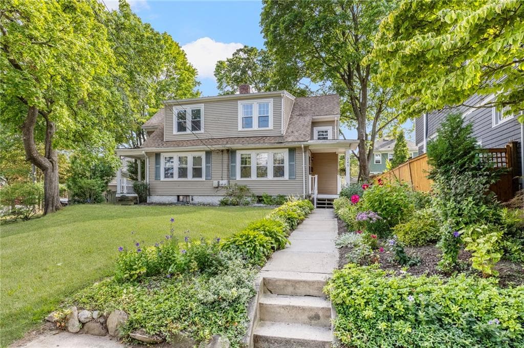 249 8th Street UNIT 2