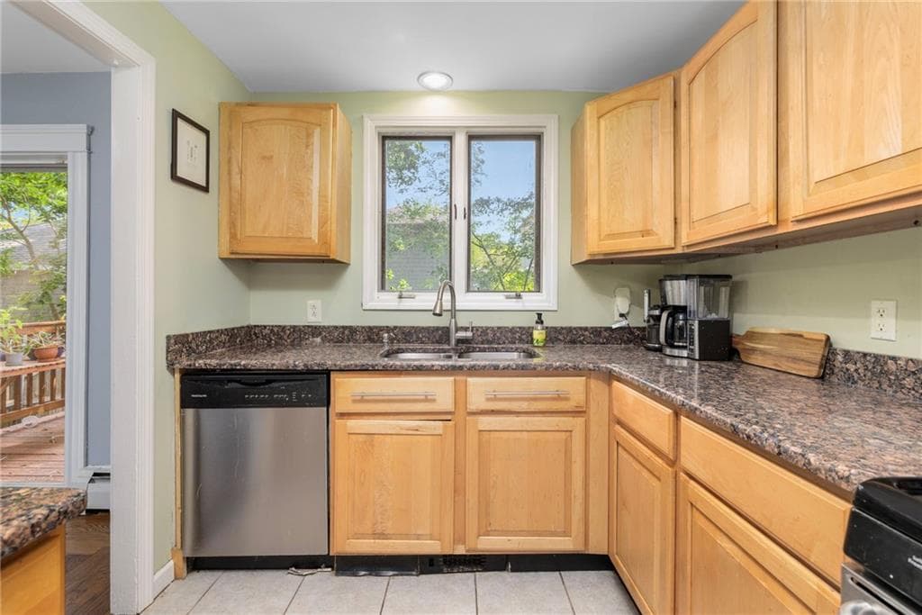 Condominium at 249 8th Street UNIT 2, Providence, photo 15 of 35