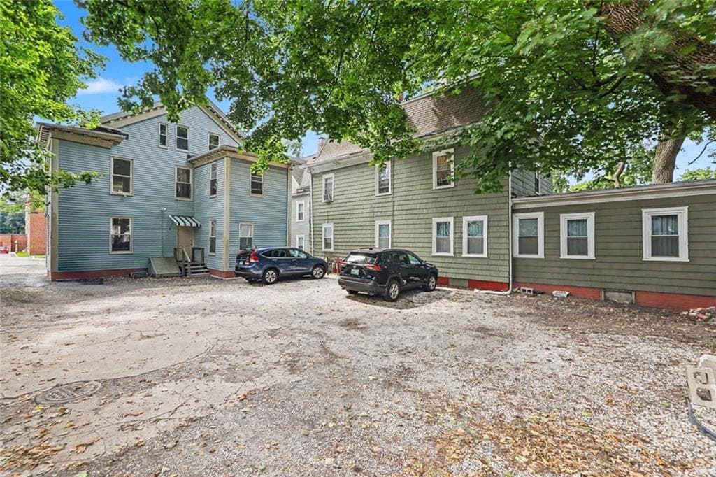 Multi Family at 88 Doyle Avenue, Providence, photo 3 of 36