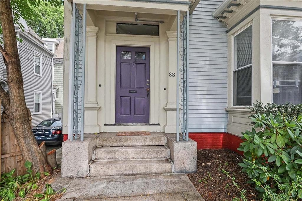 Multi Family at 88 Doyle Avenue, Providence, photo 4 of 36