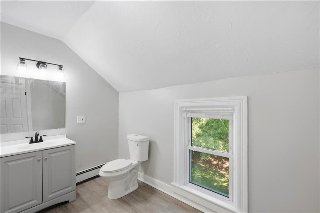 Single Family Residence at 310 New River Road, Lincoln, photo 26 of 41