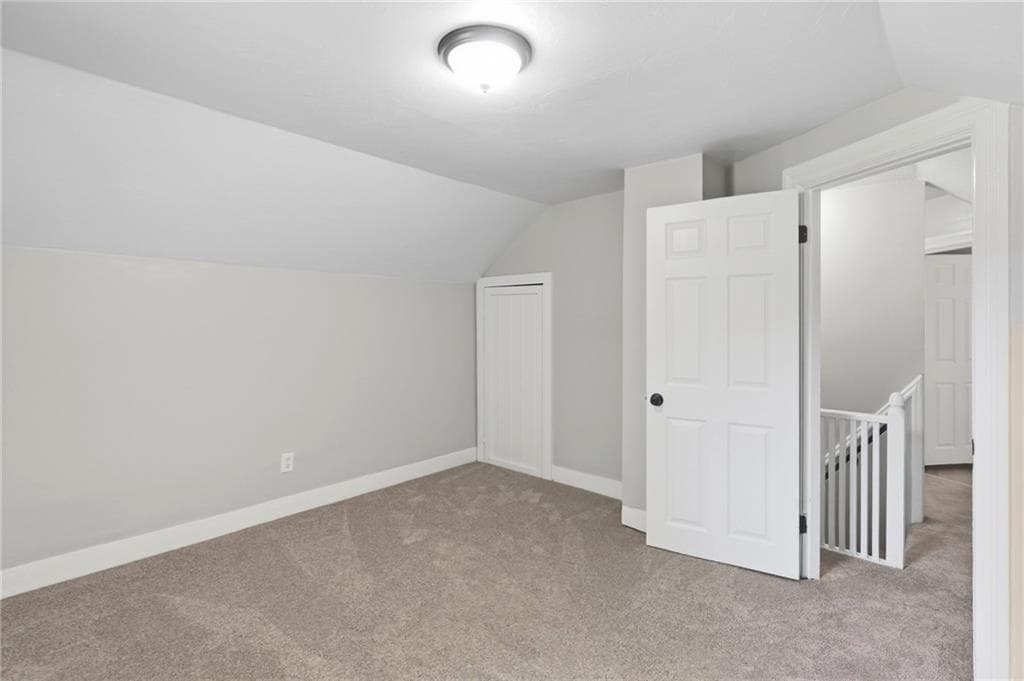 Single Family Residence at 310 New River Road, Lincoln, photo 28 of 41