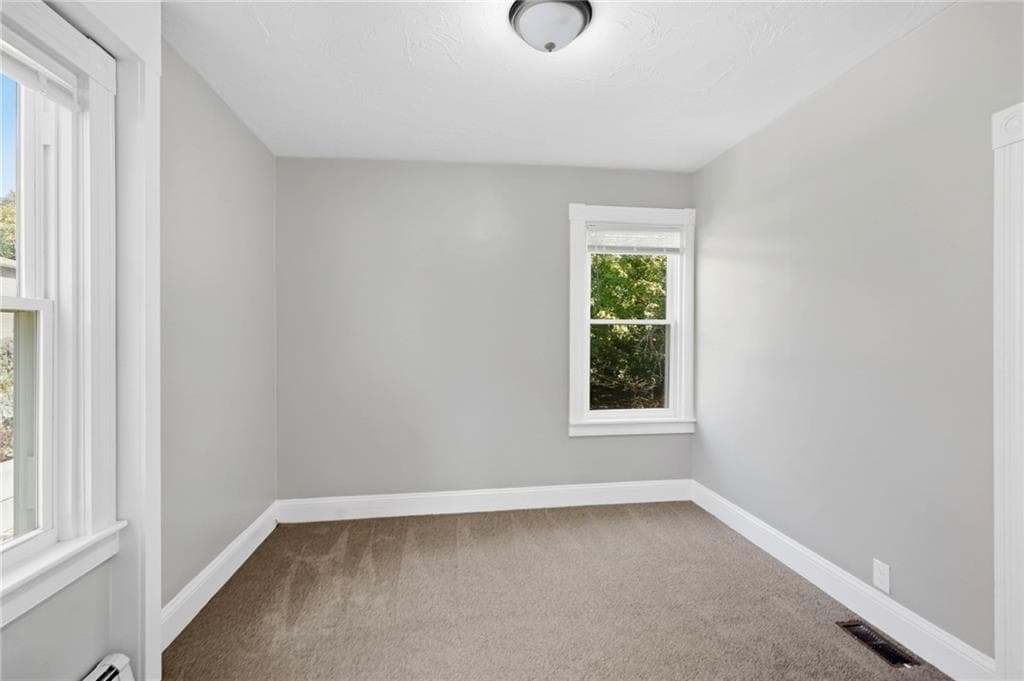 Single Family Residence at 310 New River Road, Lincoln, photo 33 of 41