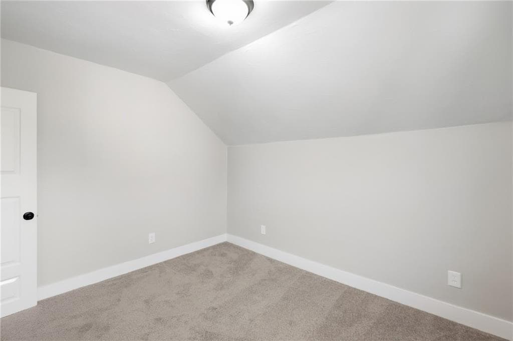 Single Family Residence at 310 New River Road, Lincoln, photo 18 of 41