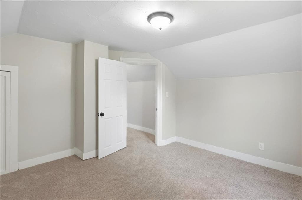 Single Family Residence at 310 New River Road, Lincoln, photo 29 of 41