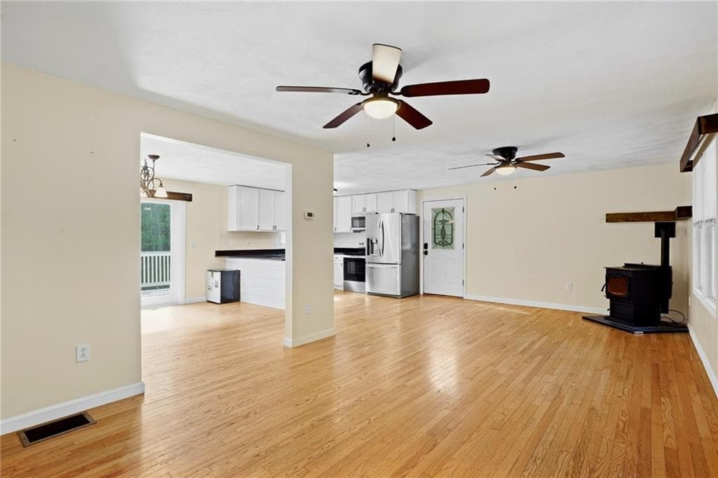 Single Family Residence at 42 Tiffany Road, Coventry, photo 6 of 37