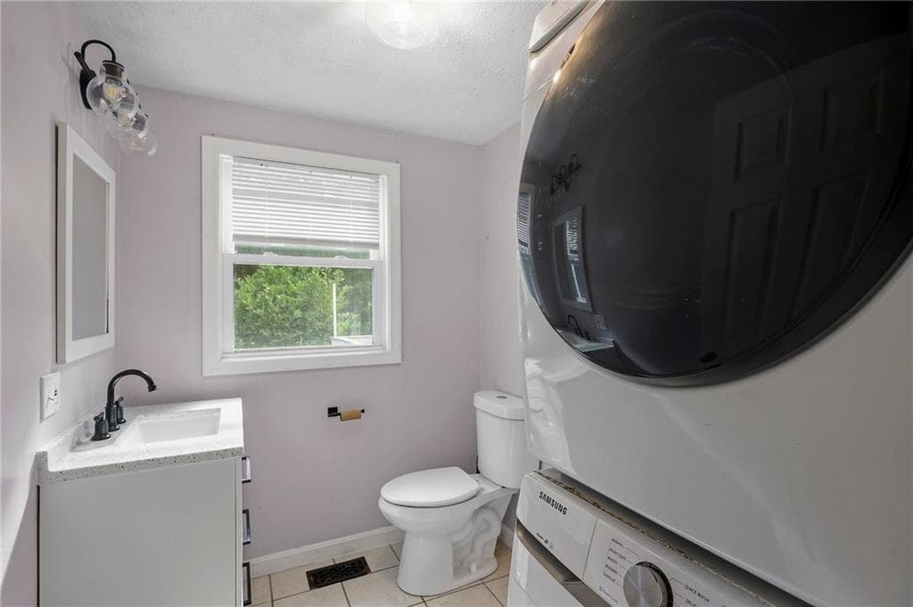 Single Family Residence at 42 Tiffany Road, Coventry, photo 17 of 37