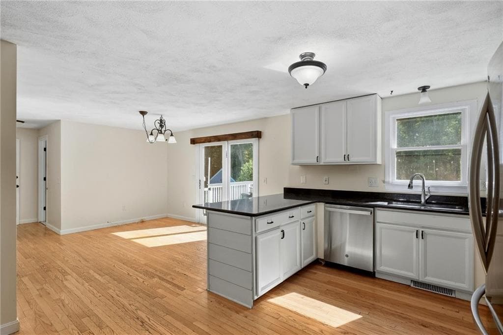 Single Family Residence at 42 Tiffany Road, Coventry, photo 4 of 37