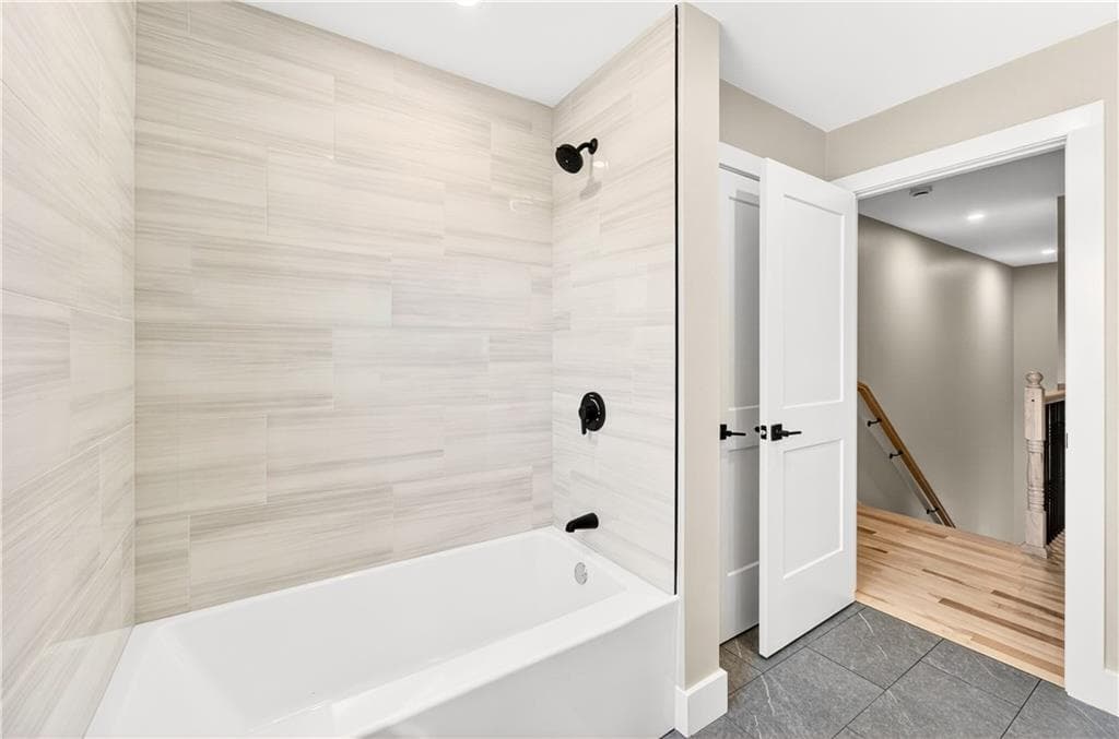 Condominium at 1455 Park Avenue UNIT 3, Cranston, photo 29 of 33