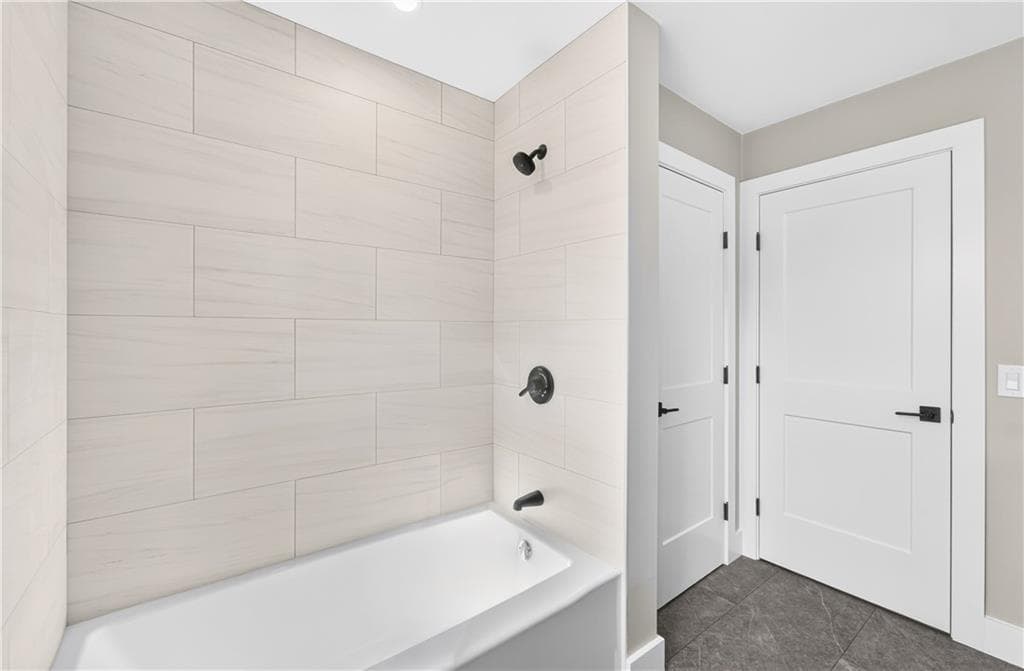 Condominium at 1455 Park Avenue UNIT 4, Cranston, photo 13 of 31