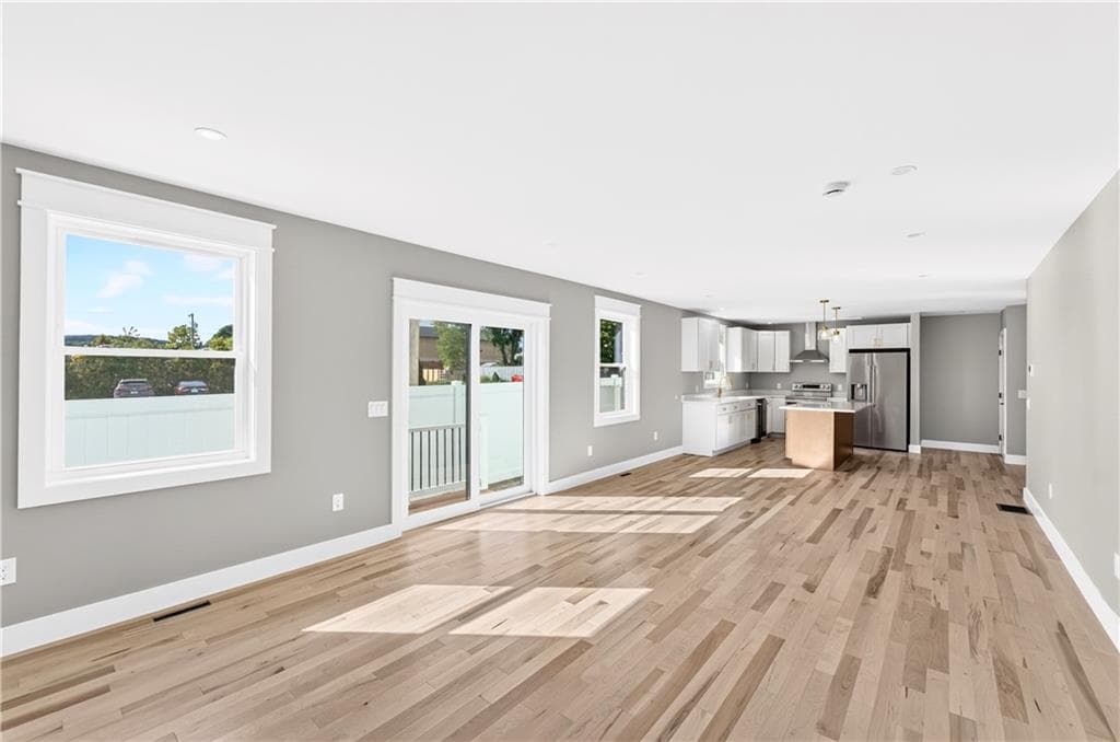 Condominium at 1455 Park Avenue UNIT 4, Cranston, photo 22 of 31
