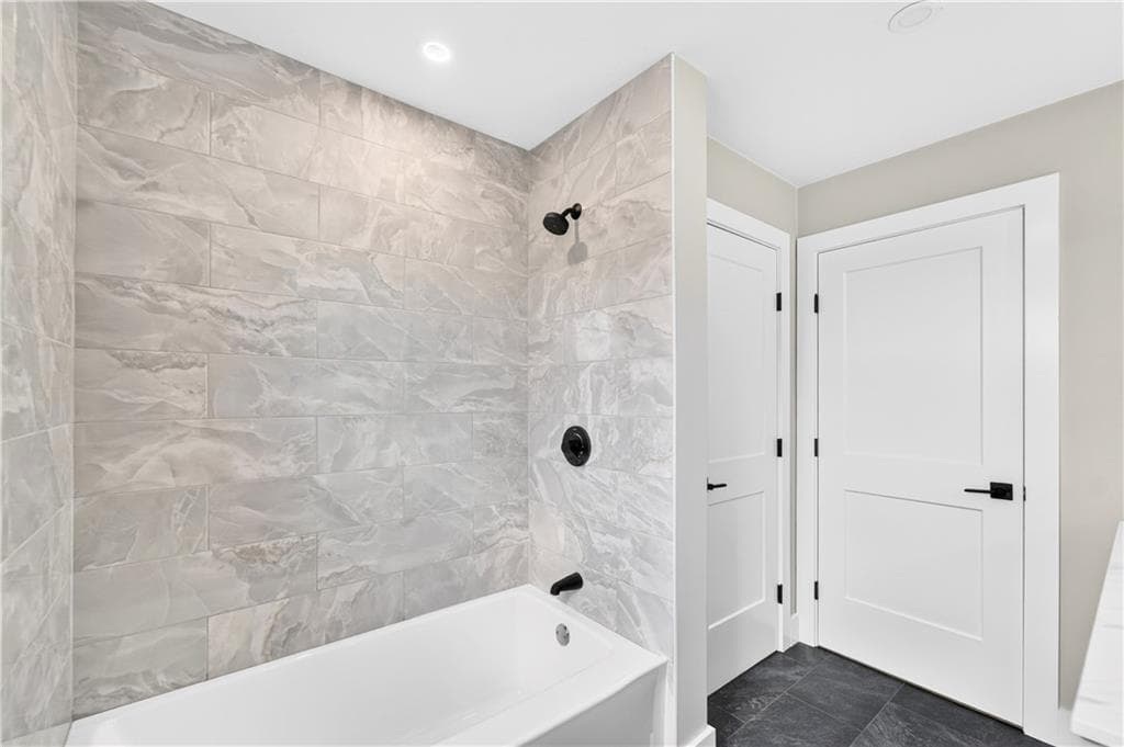 Condominium at 1455 Park Avenue UNIT 5, Cranston, photo 11 of 25