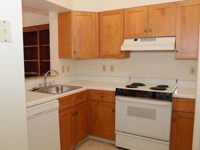 Condominium at 355 Blackstone Boulevard, Providence, photo 2 of 8