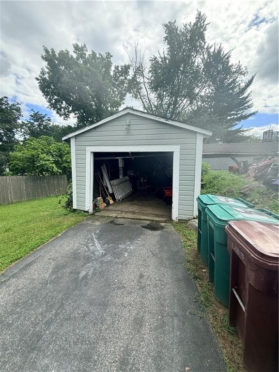 Multi Family at 25 Brier Street, Woonsocket, photo 2 of 36