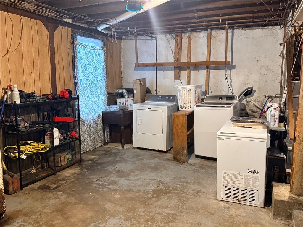 Multi Family at 25 Brier Street, Woonsocket, photo 11 of 36