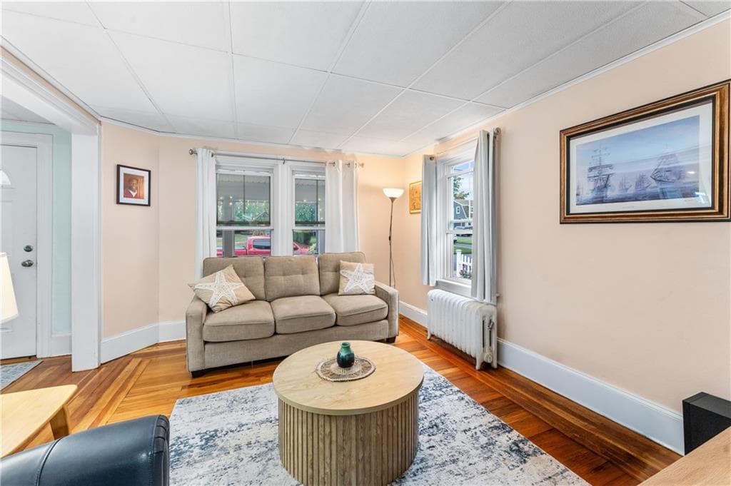 Single Family Residence at 34 Kent Avenue, East Providence, photo 12 of 37