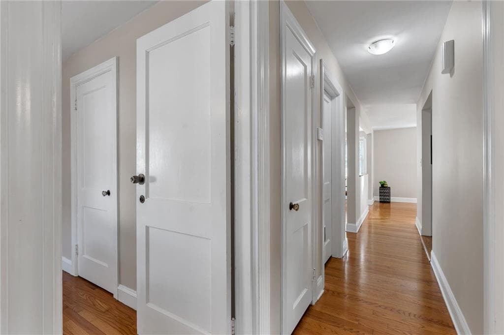 Single Family Residence at 204 Knollwood Avenue, Cranston, photo 9 of 44