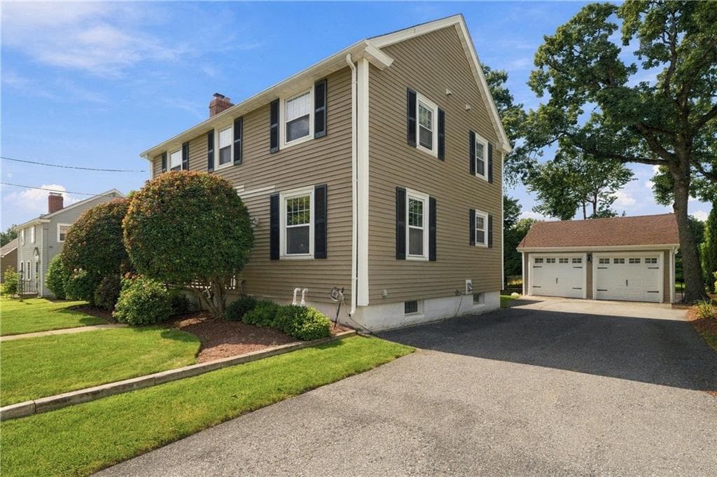Single Family Residence at 698 High Street, Cumberland, photo 3 of 48
