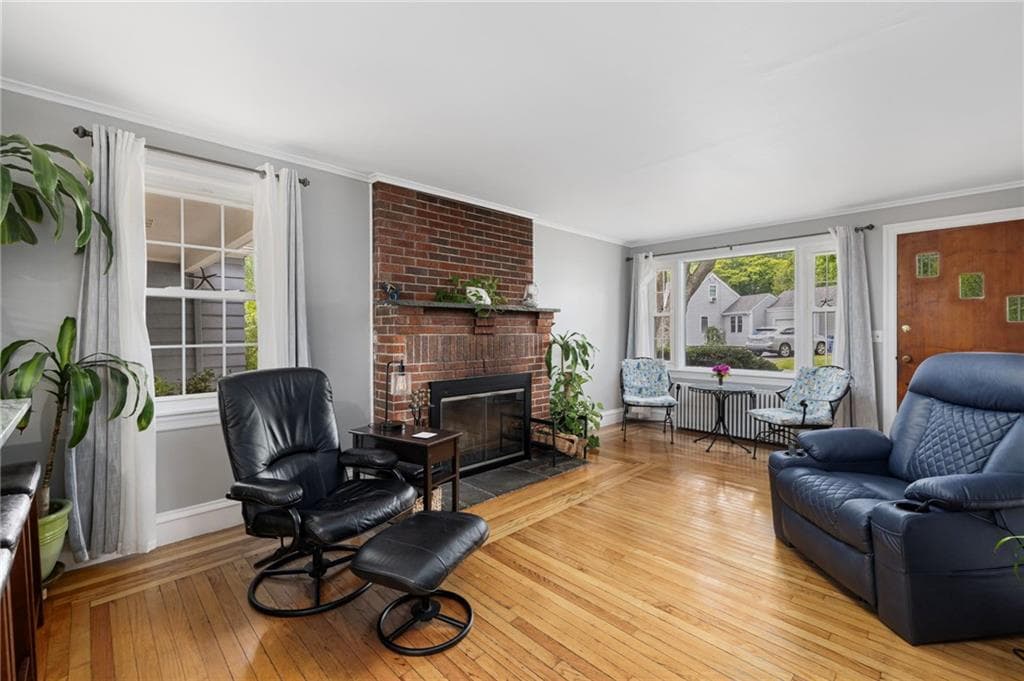 Single Family Residence at 26 Tarleton Road, South Kingstown, photo 13 of 43