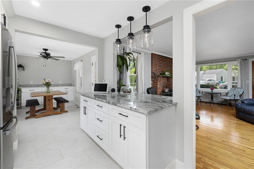 Single Family Residence at 26 Tarleton Road, South Kingstown, photo 11 of 43