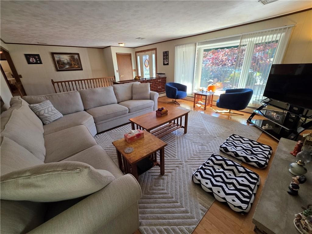 Single Family Residence at 19 Roger Williams Drive, Smithfield, photo 17 of 43