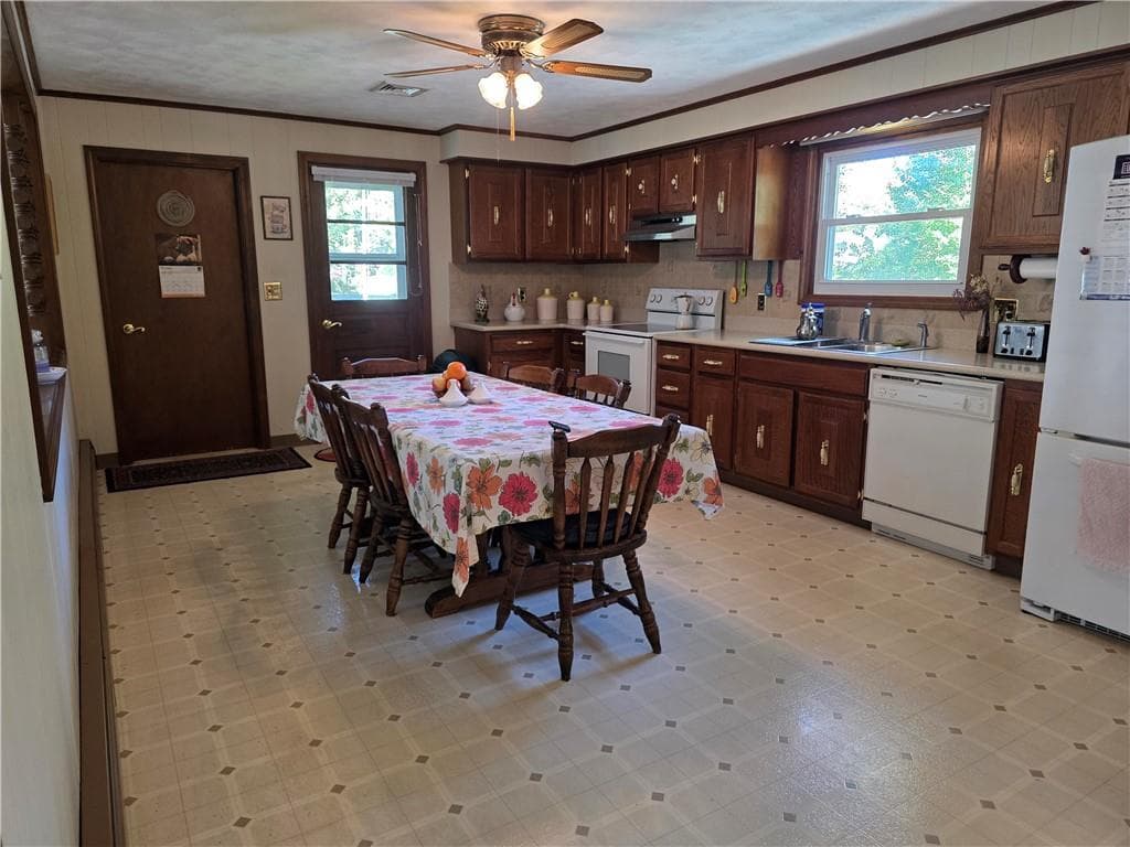Single Family Residence at 19 Roger Williams Drive, Smithfield, photo 22 of 43