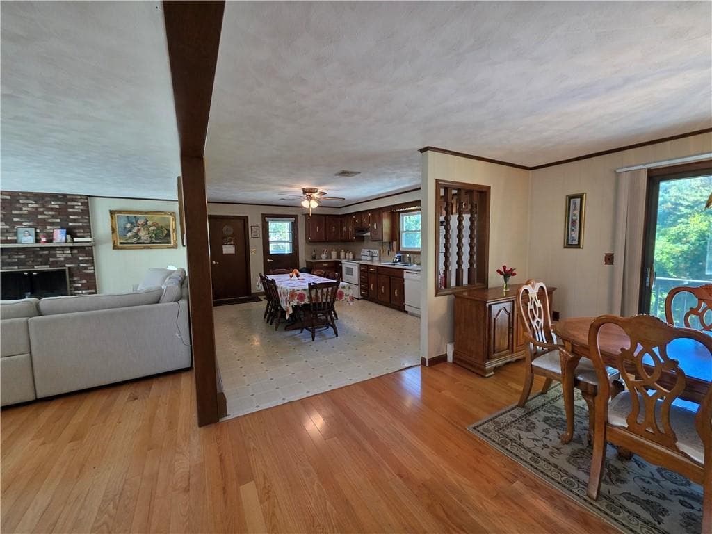 Single Family Residence at 19 Roger Williams Drive, Smithfield, photo 19 of 43