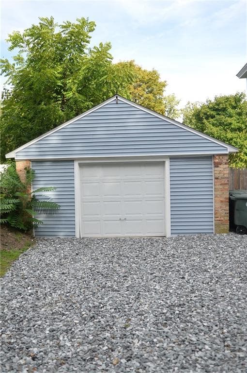 Single Family Residence at 20 Whitford Street, Coventry, photo 2 of 20