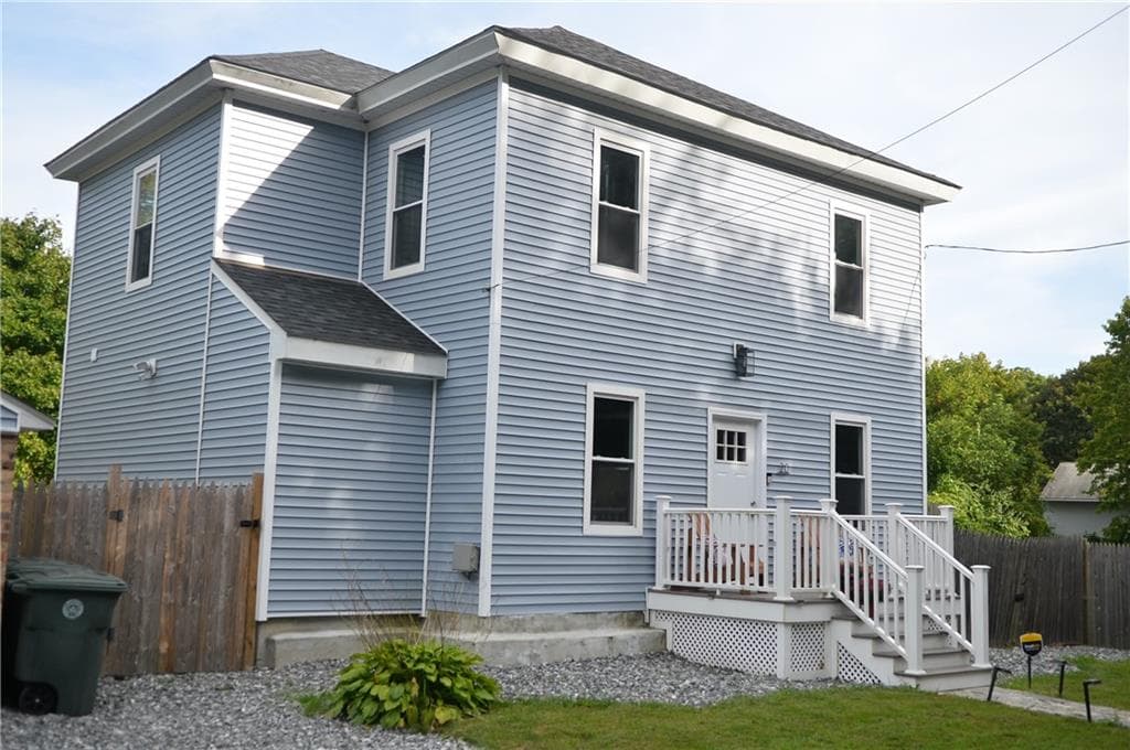Single Family Residence at 20 Whitford Street, Coventry, photo 5 of 20
