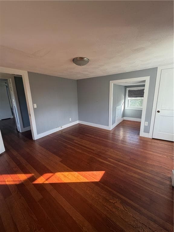 Single Family Residence at 12 Canob Lane, Richmond, photo 8 of 13