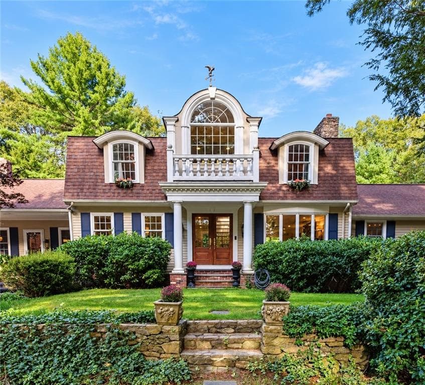 31 Raccoon Hill Road
