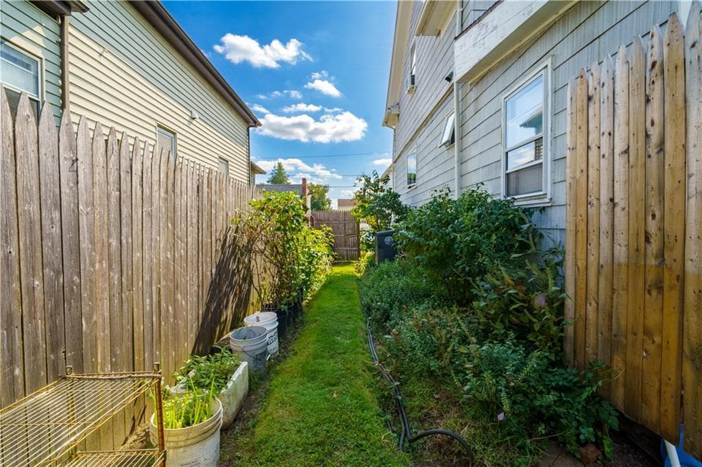 Single Family Residence at 197 Laurens Street, Cranston, photo 25 of 29
