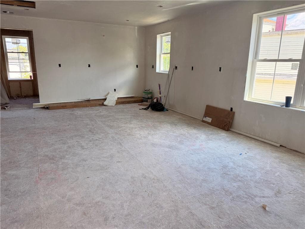 Multi Family at 27 carter Street, Providence, photo 4 of 10