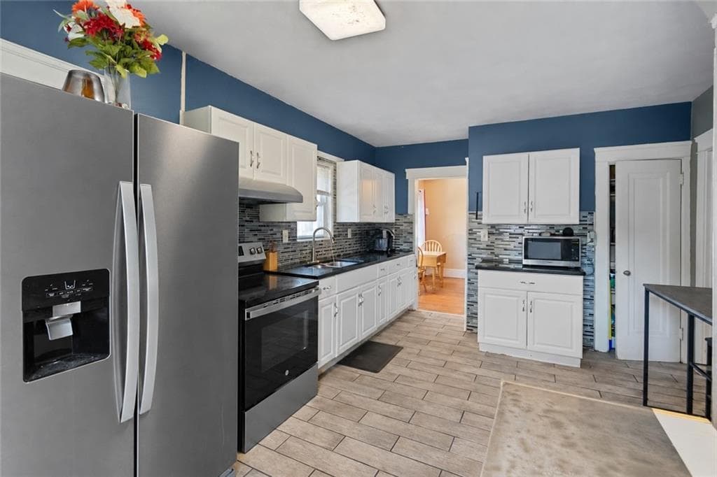 Multi Family at 30 Cliffdale Avenue, Cranston, photo 12 of 26