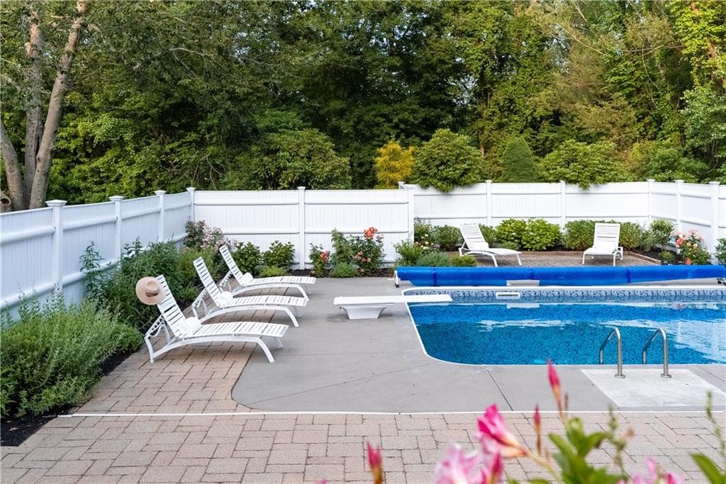 Single Family Residence at 40 Lazywood Lane, Tiverton, photo 29 of 40
