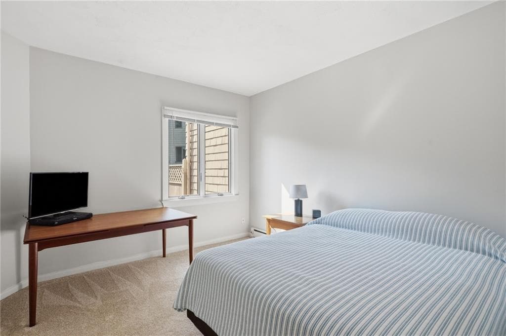 Condominium at 45 Seabreeze Lane UNIT 45, Bristol, photo 17 of 30