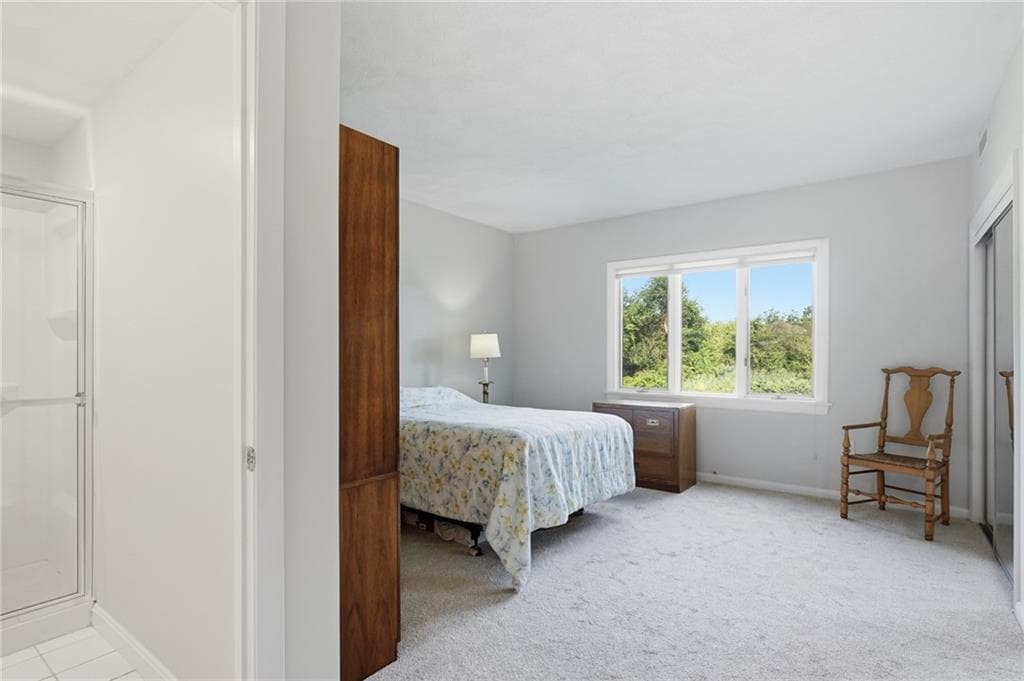 Condominium at 45 Seabreeze Lane UNIT 45, Bristol, photo 12 of 30
