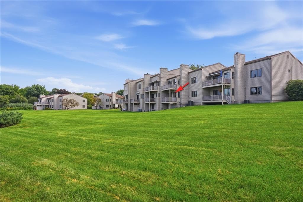 Condominium at 45 Seabreeze Lane UNIT 45, Bristol, photo 3 of 30