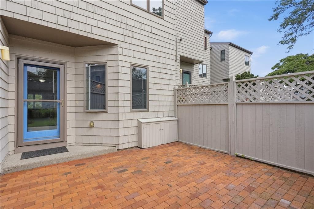 Condominium at 45 Seabreeze Lane UNIT 45, Bristol, photo 21 of 30