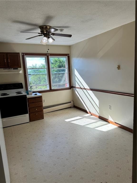 Condominium at 422 Smithfield Road UNIT 5, Pawtucket, photo 3 of 11