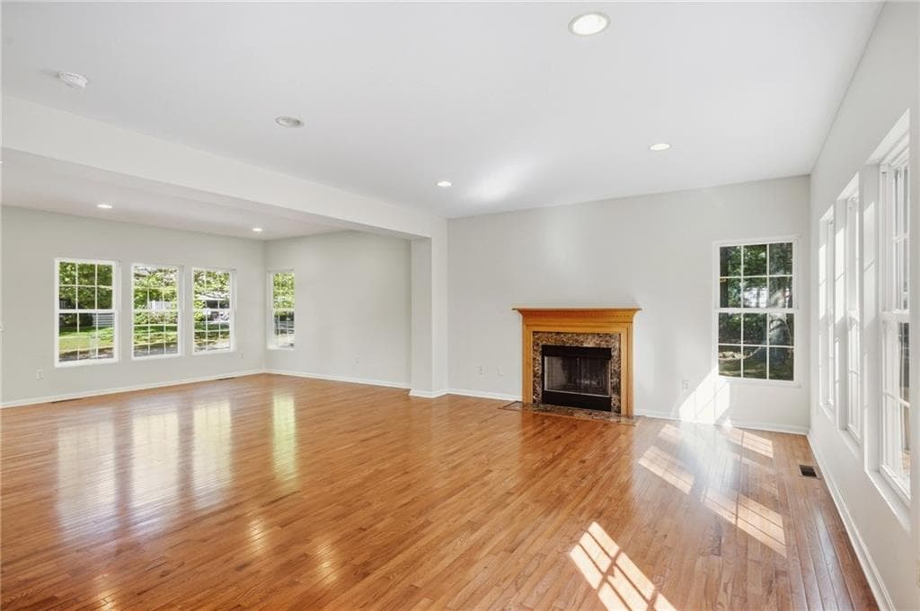 Single Family Residence at 30 Arbor Drive, Coventry, photo 11 of 48