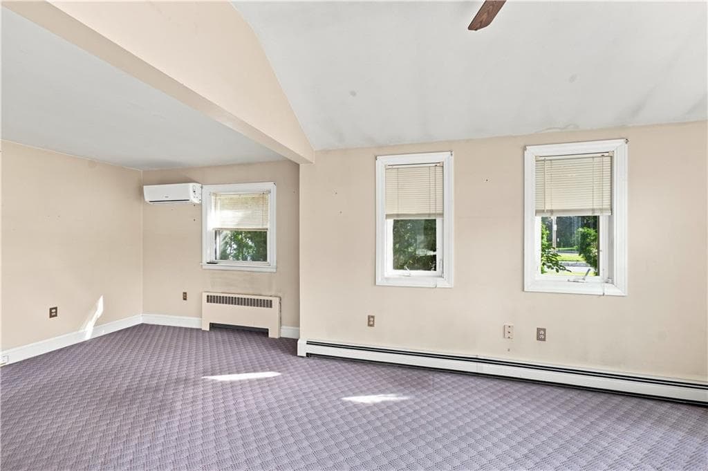 Single Family Residence at 357 Old River Road, Lincoln, photo 10 of 30