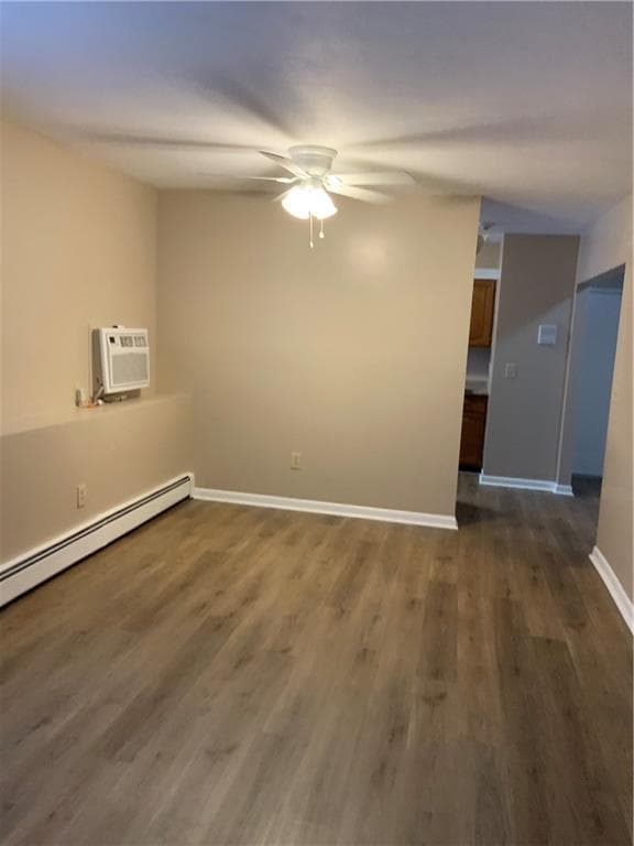 Condominium at 74 Village Court UNIT 74, West Warwick, photo 4 of 8