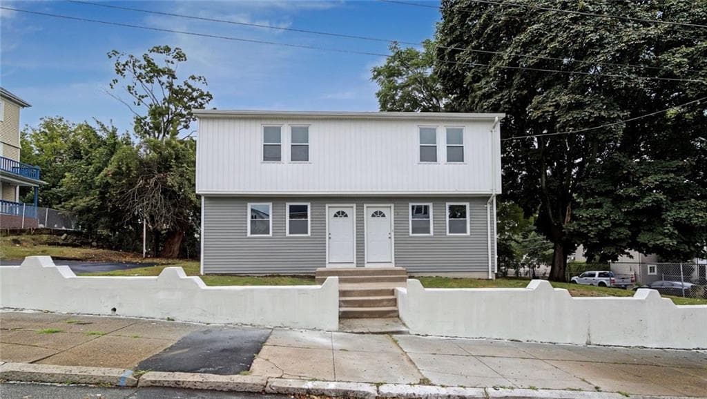 42 Sisson Street