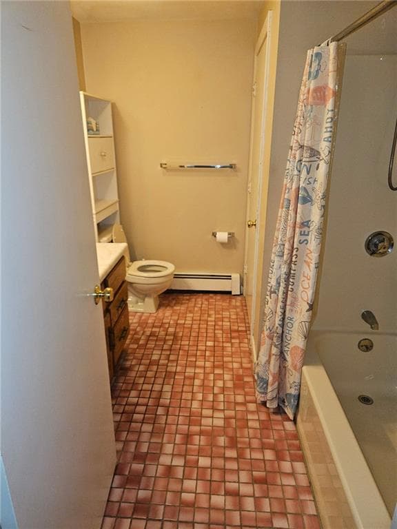 Condominium at 24 Village Court UNIT 24, West Warwick, photo 7 of 8