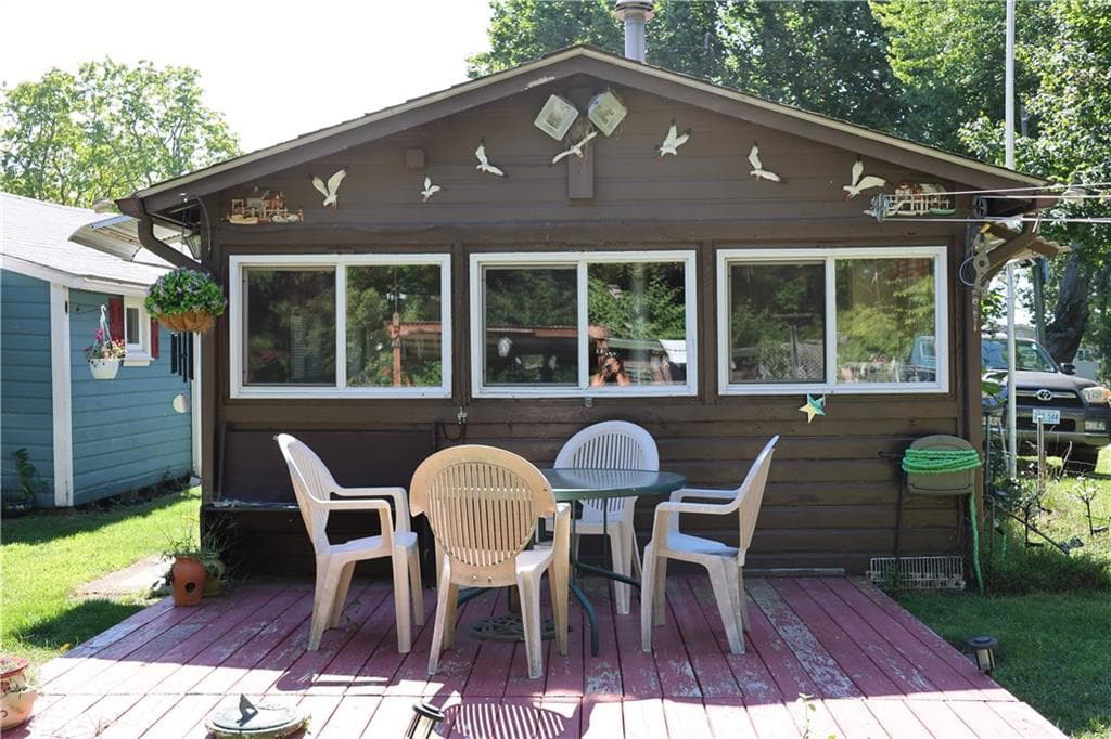Single Family Residence at 44 East Andrew Comstock Road, Warwick, photo 13 of 14