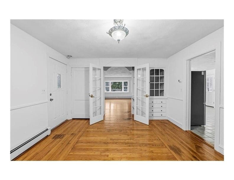 Single Family Residence at 2 Whitman Street, Smithfield, photo 5 of 12
